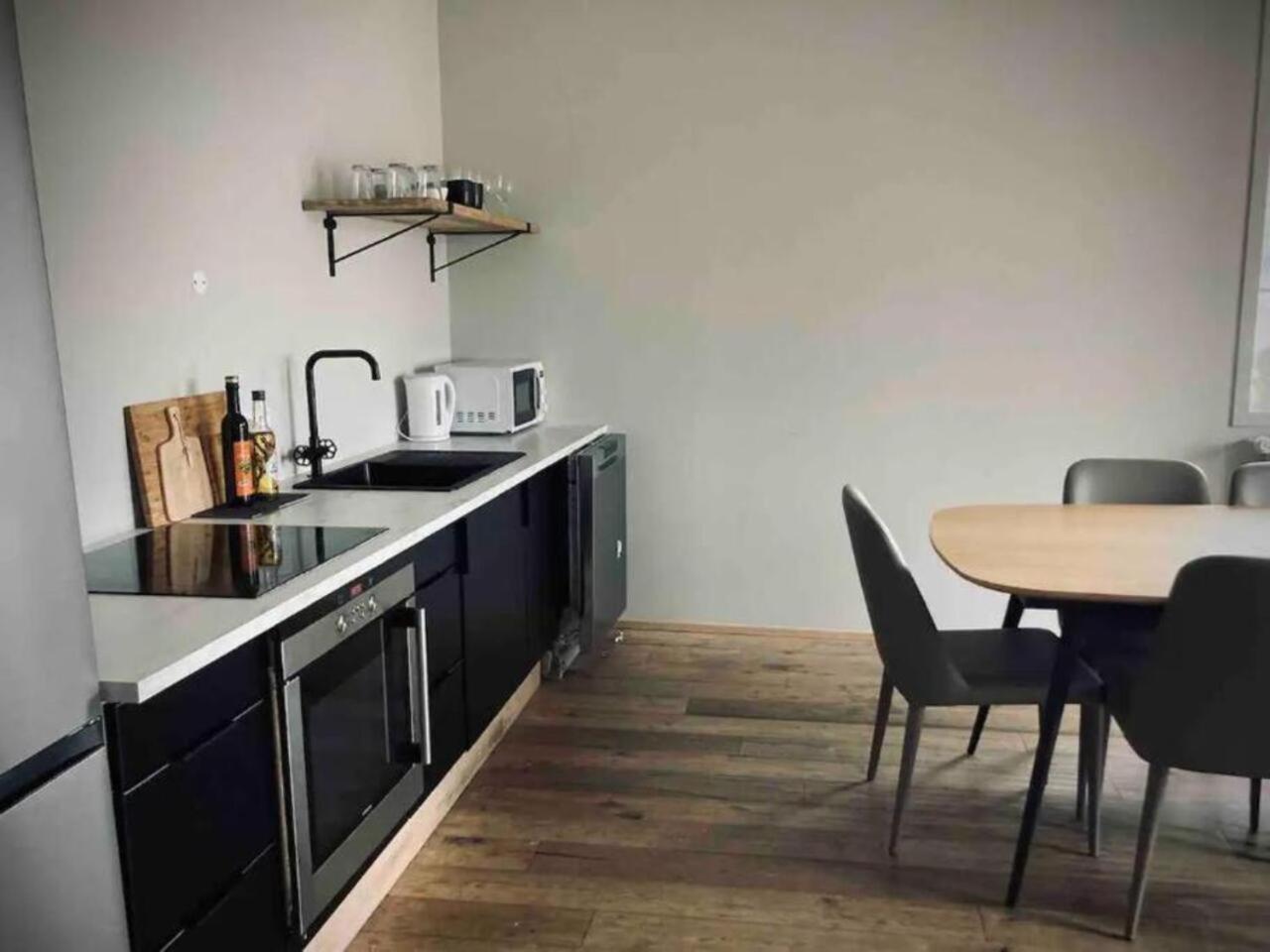G10 Apartments Акурейрі Екстер'єр фото