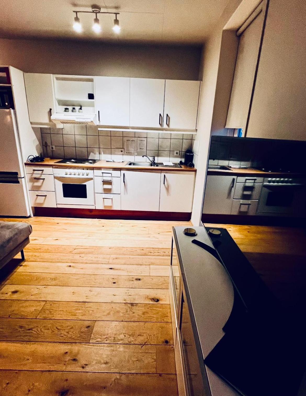 G10 Apartments Акурейрі Екстер'єр фото